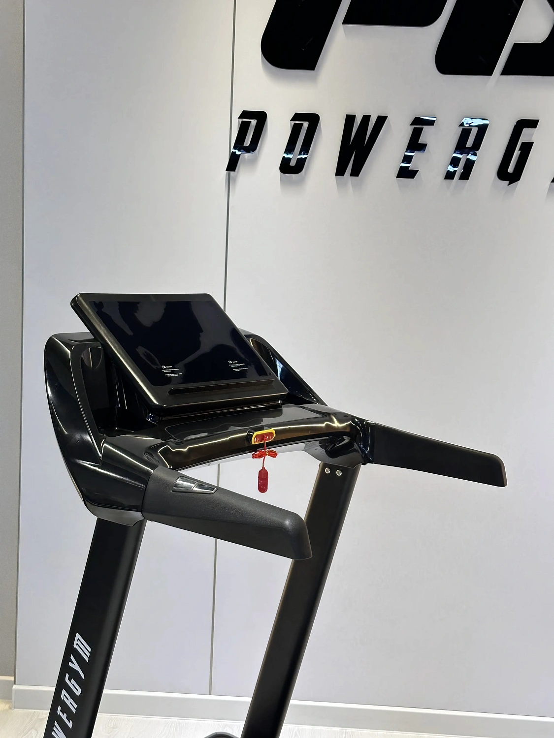 Беговая дорожка PowerGym PG-690